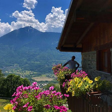 Agriturismo Cavria Bed and Breakfast Castione Andevenno Exterior foto